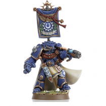 SPACE MARINE CAPTAIN WITH PLASMA PISTOL, POWER FIST AND BANNER